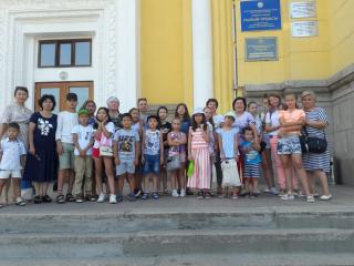 Экскурсия в музей Природы для более ста детей из многодетных семей Досуговых центров г. Алматы