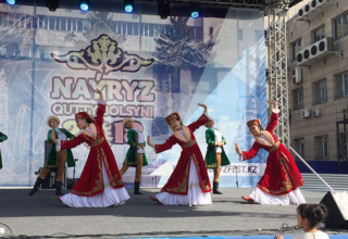 На светлый праздник Наурыз, молодежь Алматы подарила праздничный концерт «Жастар Көктемі» всем горожанам