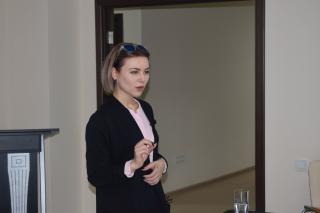 Оксана Лоскутова провела семинар-тренинг для молодых журналистов