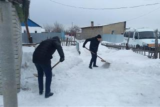 #ДелайДобро. Молодежный ресурсный центр в ВКО взял под опеку несколько семей