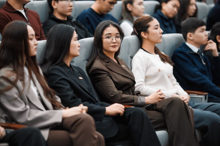 2b521152-f4a9-4ada-a3f1-2d17e4166ea3