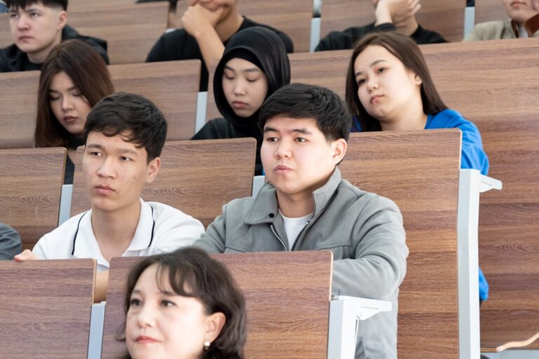 9e41a071-8d5f-4321-8629-17d55669fbc4