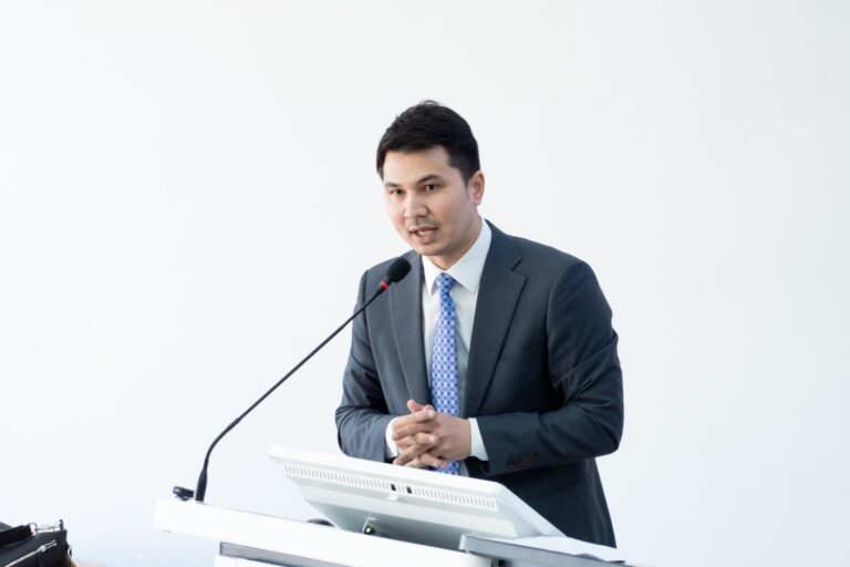 cb6b9069-8ffd-44d0-af05-9ea935963b1c